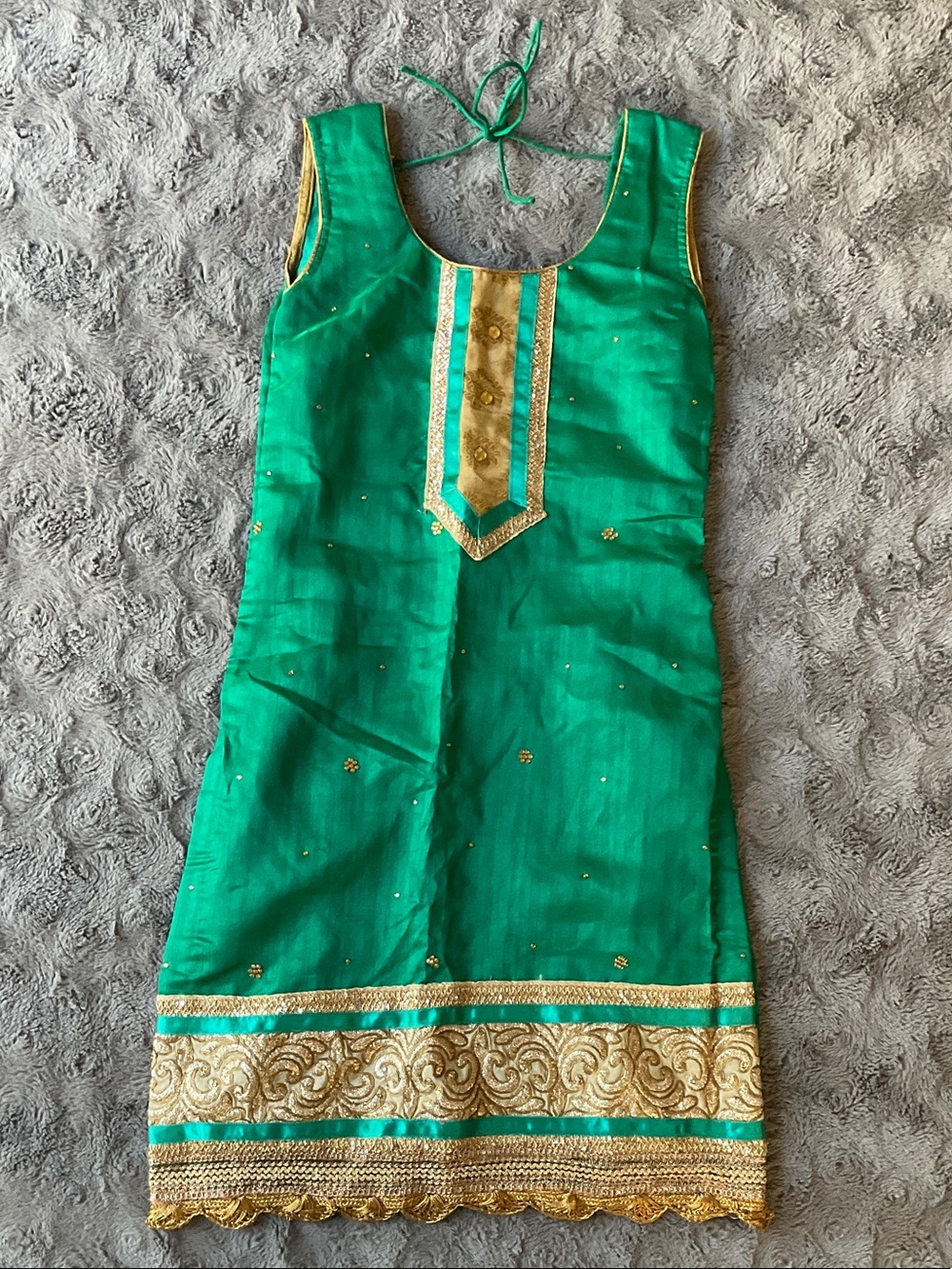 Emerald Green Embellished Women's Tunic / Kurta with Gold Trim